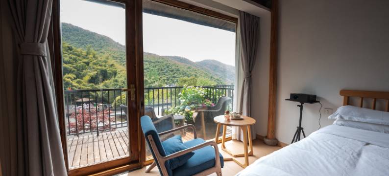 蝉壹·轻舍山居(莫干山镇四合村景区店)图片