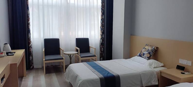 V9城市客栈(天门陆羽广场店)图片