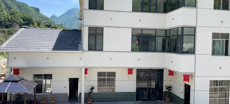 神农架隆客之家图片