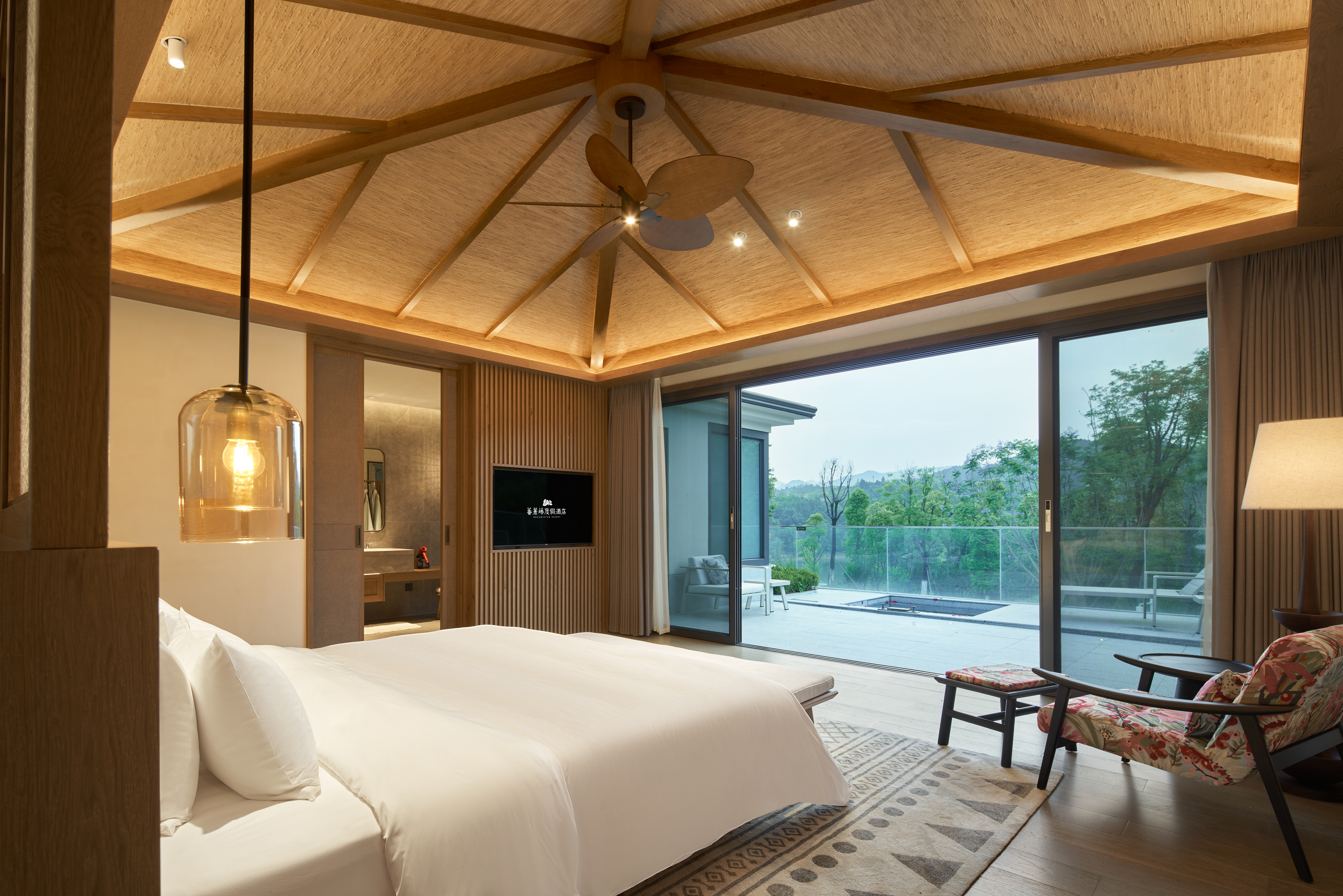 Organicyam Resort Chengdu Sancha LakeOver view