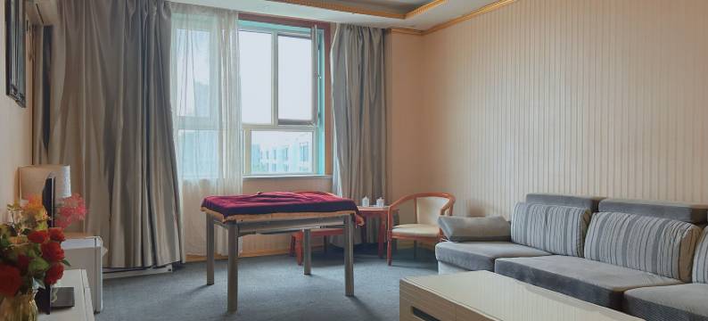 和静兴圣宾馆图片