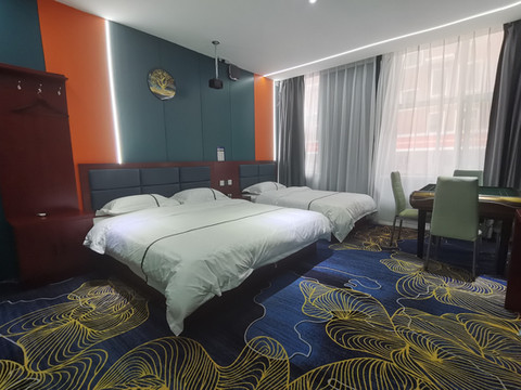 天顺智能宾馆(宾县政府店)