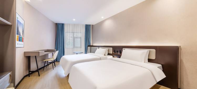 速8优选酒店(宝龙富力中心店)图片