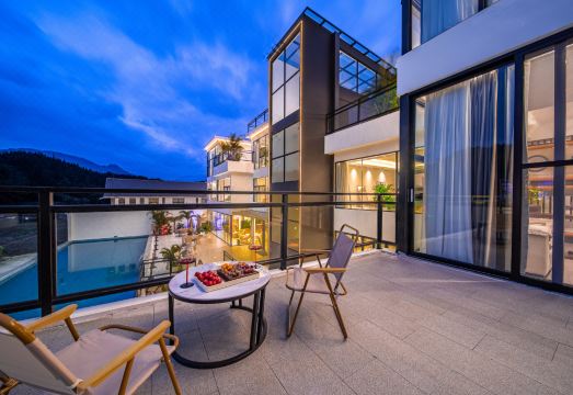 韶关乳源璞悦依山民宿外景图