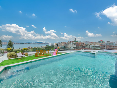 厦门七奢·凡陌海景酒店(集美学村嘉庚公园店)