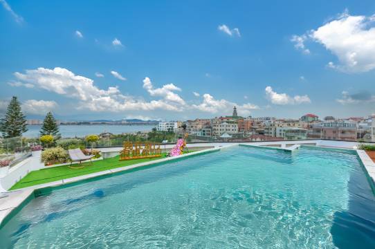 厦门七奢·凡陌海景酒店(集美学村嘉庚公园店)