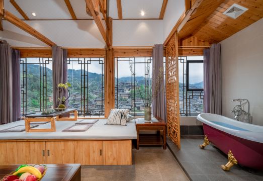 Xijiangshan Bianmeisu (Observation Deck) Hotel Overview