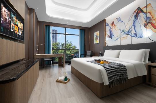 港东假日酒店(长沙港金霞地铁站店)