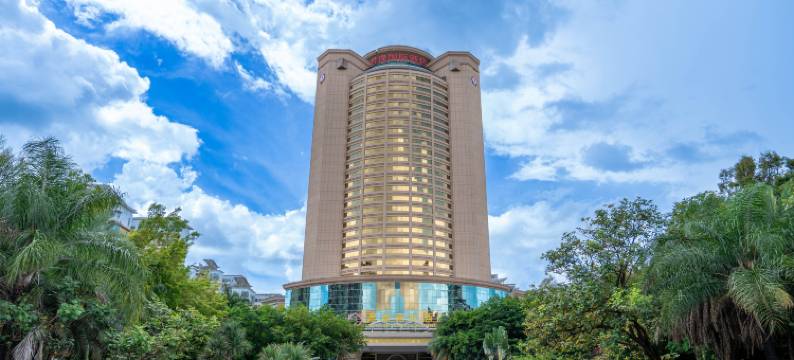 深圳君逸国际酒店(横岗四联地铁站店)图片