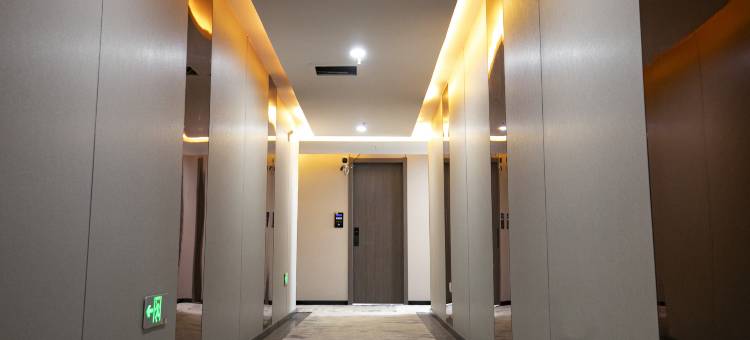 库尔勒梨城四季酒店(火车站店)图片