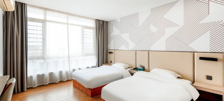 UP华驿精选酒店(天津滨海国际机场东丽开发区地铁站店)图片