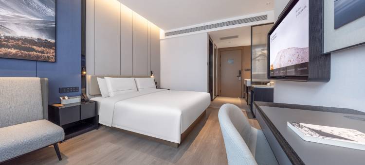 西安曲江大唐不夜城亚朵酒店图片