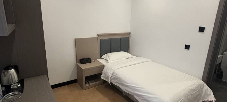 德惠市龍雲阁商务酒店图片