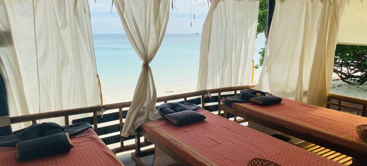 利普岛贝拉维斯塔海滩度假酒店(Bella Vista Beach Resort Koh Lipe)图片