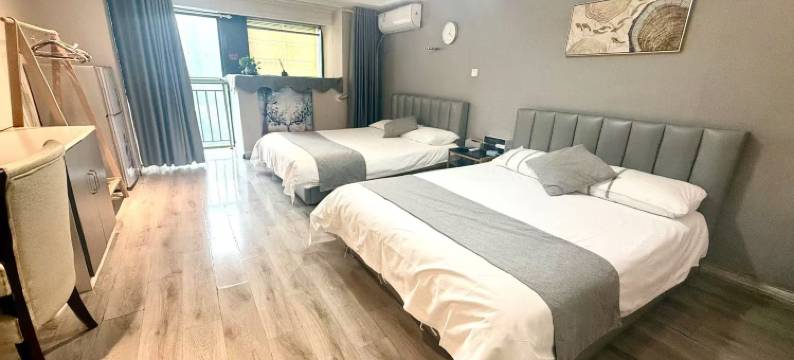 南京柒语精品民宿(河西万达店)图片