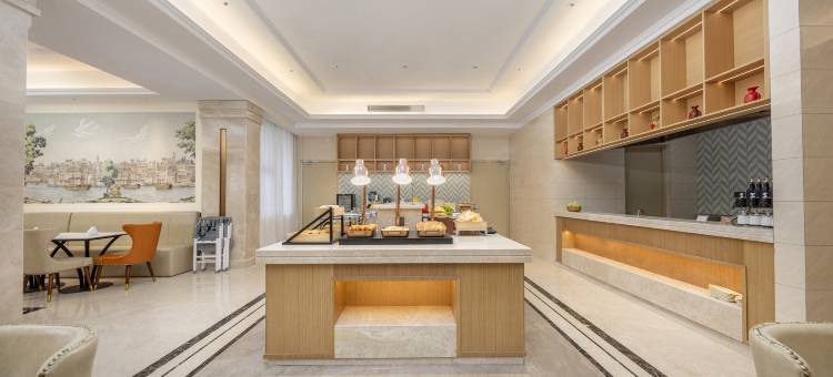 维也纳酒店(北海老街海底世界店)图片