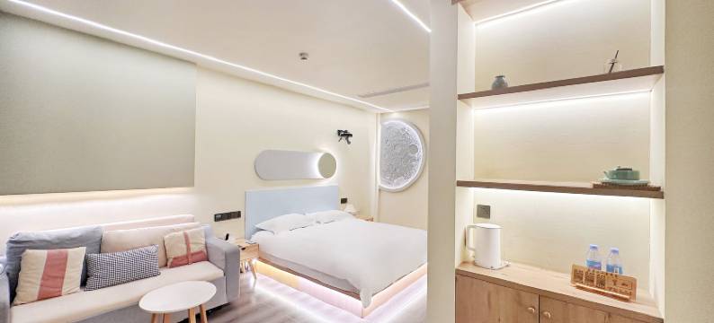 龙泉苏幕遮江景民宿(三江口店)图片