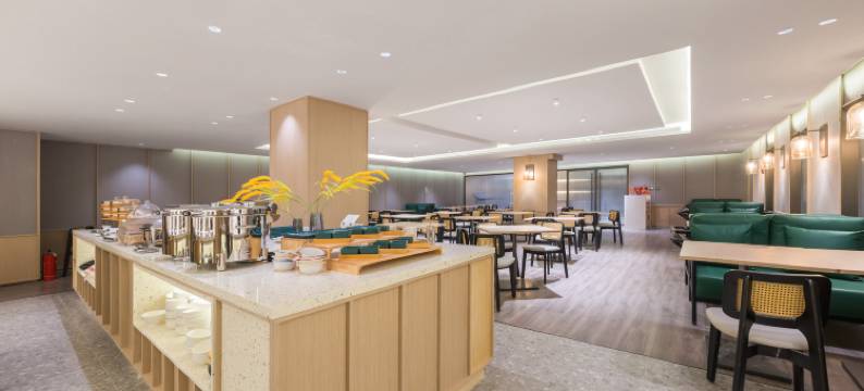慧庭国际酒店(哈尔滨火车站地铁站店)图片
