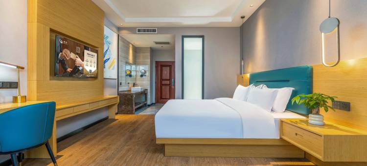 银川欢途酒店(阿拉善广场高铁站店)图片