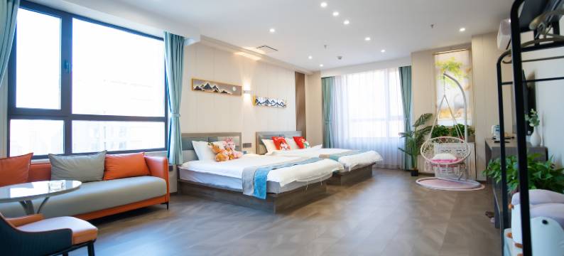 溪岸商务酒店(八家子水果市场店)图片