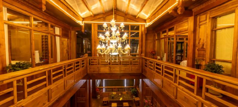 雪域SnowyRegion·小土司藏式轻奢民宿 (香格里拉独克宗古城店)图片