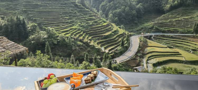 从江加榜云上梯田景观酒店图片