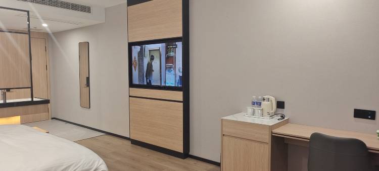 格林豪泰智选酒店(松江大学地铁站店)图片