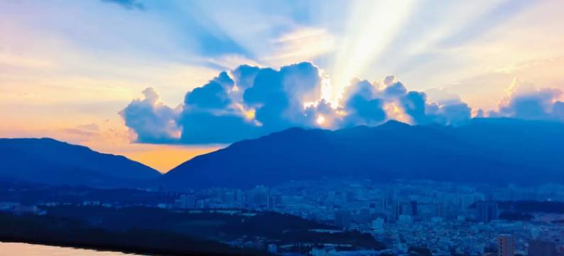 初奢·Light Luxury半山明月丨度假酒店(大理店)图片