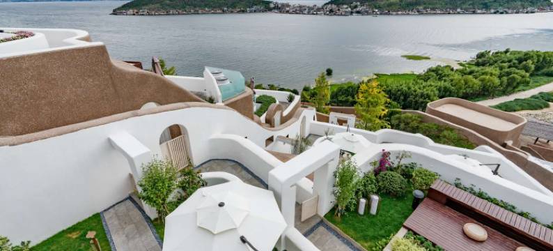 海十八·烟云海景度假酒店(大理洱海圣托里尼店)图片