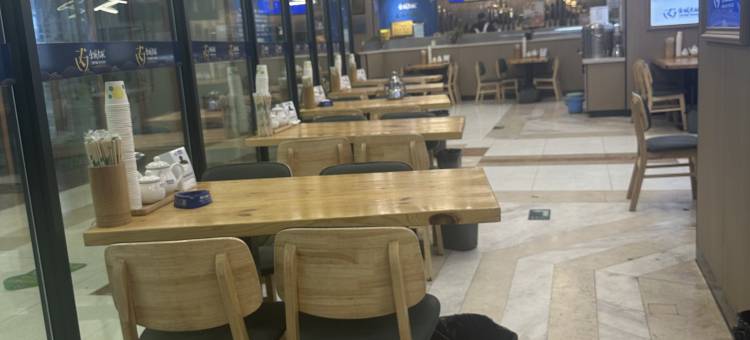 新美酒店(乌鲁木齐红山店)图片