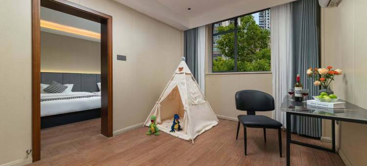 乐枫酒店(五一广场窑岭湘雅二医院地铁站店)图片