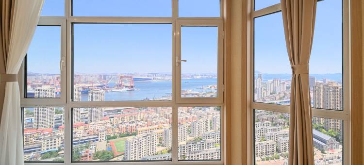 BREEZE·留连城市海景酒店(大连火车站东关街历史文化街区店)图片