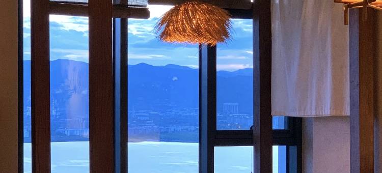 朴寂1900·度假酒店(晋阳湖红灯笼体育场店)图片