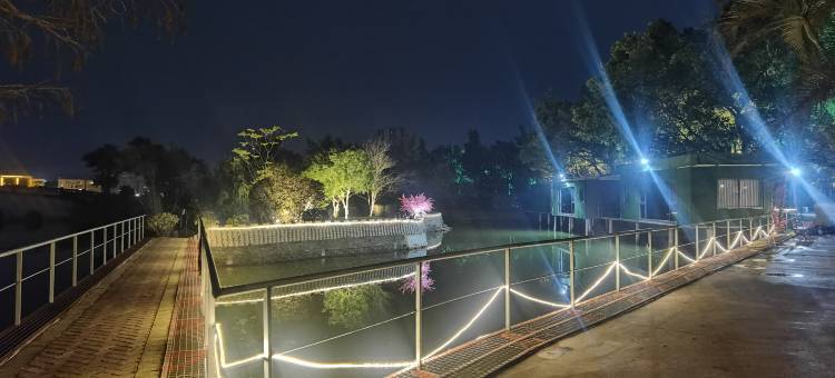 桃花半岛酒店(惠州水口湖滨公园店)图片