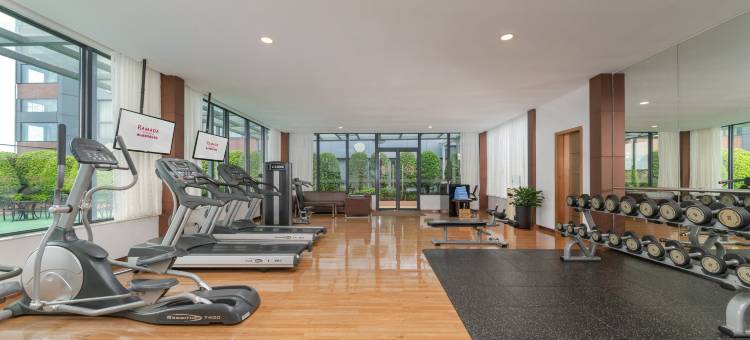 佛山南海华美达酒店(南海体育中心店)图片