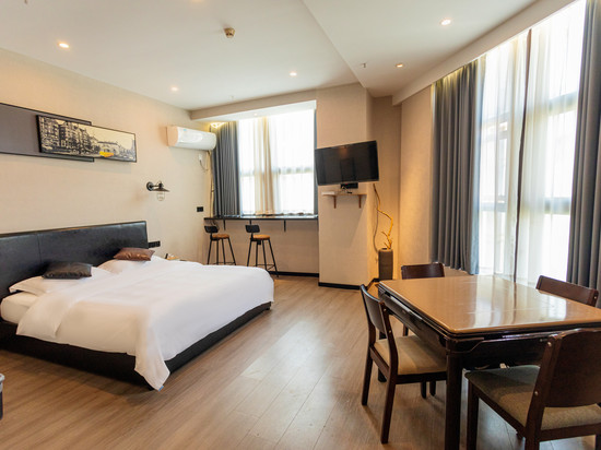 重庆映青涩客栈