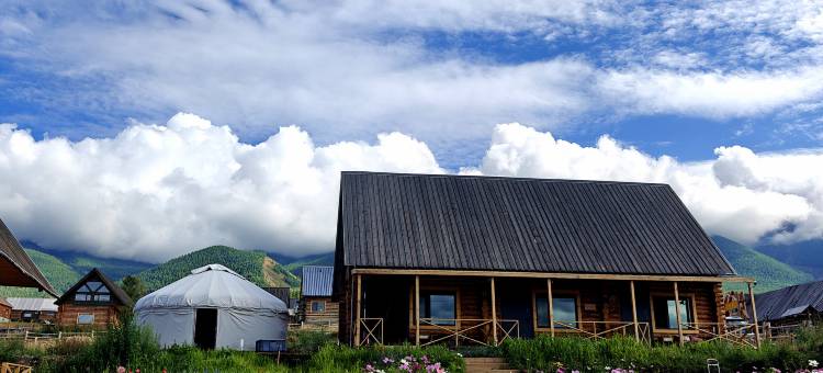 白哈巴澜风民宿图片