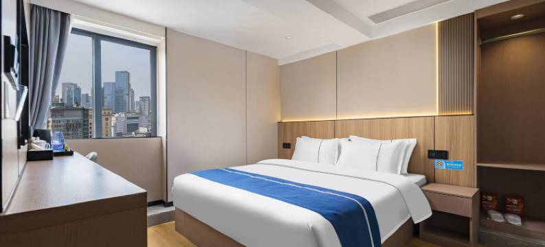 弘云运民宿(春熙路太古里店)图片