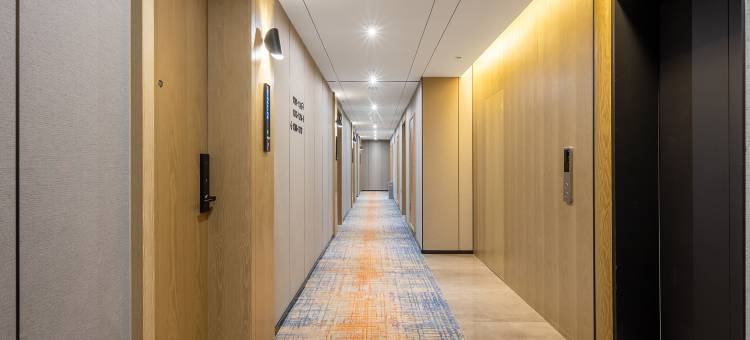 丽柏酒店(济南西站山东国际会展中心店)图片