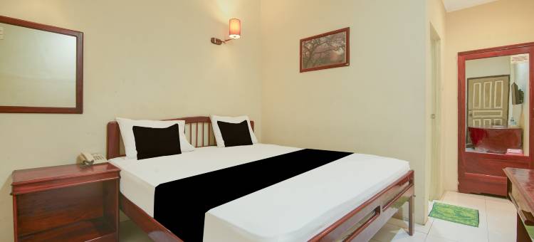 O酒店望加锡靠近洛萨里海滩，原蒂亚拉萨里酒店(Hotel O Makassar near Pantai Losari formerly Hotel Tiara Sari)图片