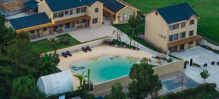 安吉泥巴院NIBA·草坪咖啡·泥筑休闲艺宿图片