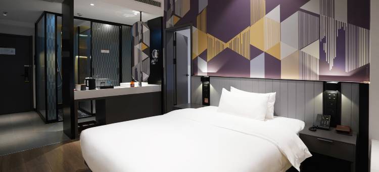 艺龙米高时尚酒店(济南章丘火车站明水古城店)图片