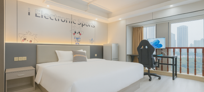 优恩电竞酒店(重庆弹子石国际社区店)图片