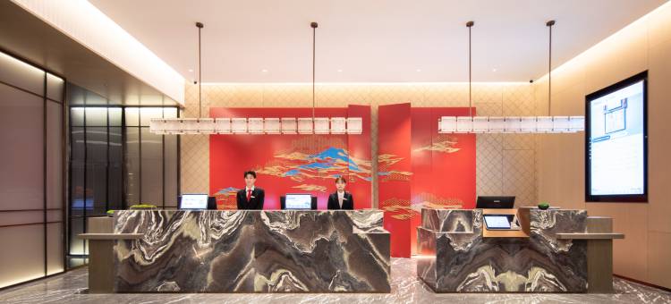 武汉江滩江汉路步行街怡程酒店图片