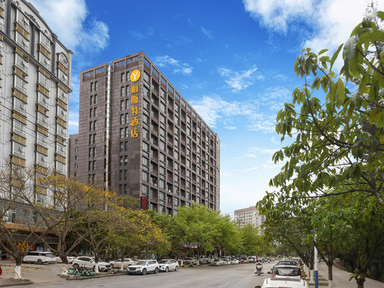 雅斯特酒店(钦州港店)