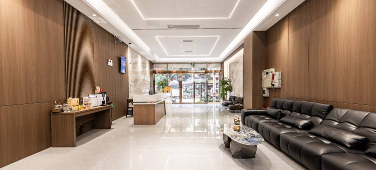 栖岸智能影院酒店(普定玉秀广场店)图片