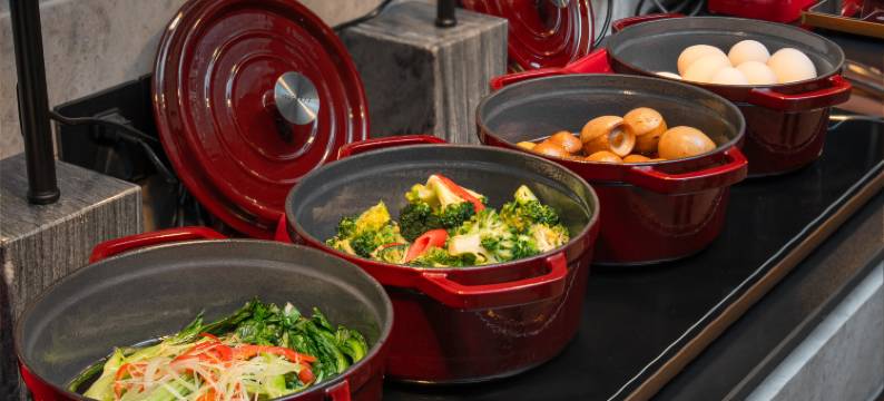 武汉体育中心万达悦华酒店(沌阳大道地铁站店)图片