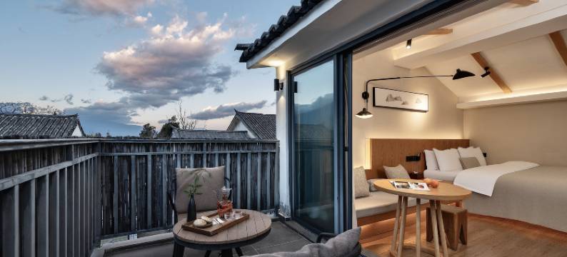 大理回隐设计师轻奢民宿(古城南门店)图片