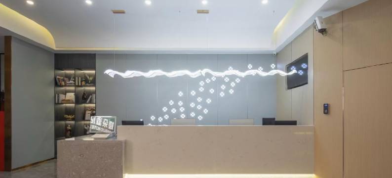 艺龙瑞云酒店(海口高铁东站店)图片