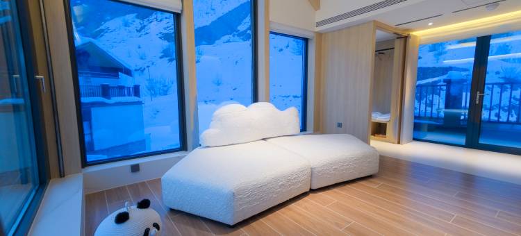 莲夏望雪居(将军山滑雪场店)图片